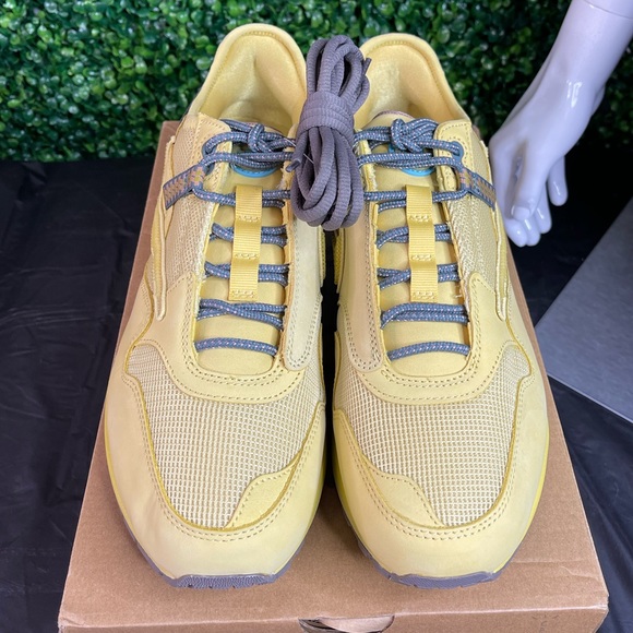 NIKE AIR MAX 1 (TRAVIS SCOTT) (SATURN) (Sz 11) - Picture 2 of 10